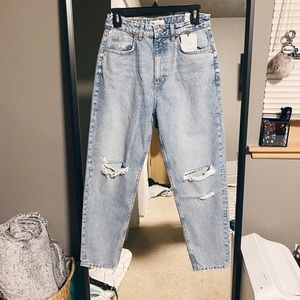 Zara Classic Mom Fit Hi-Rise Ankle Length Jeans